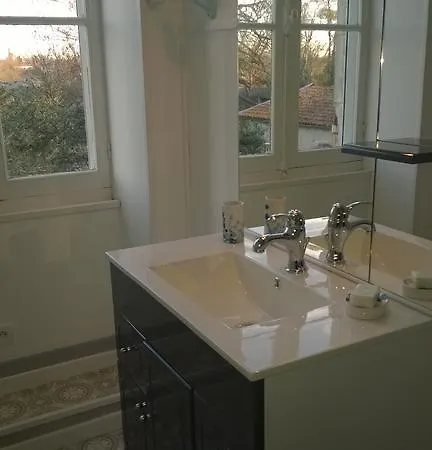 Locations Rives De Seugne - De Gaulle * Jonzac